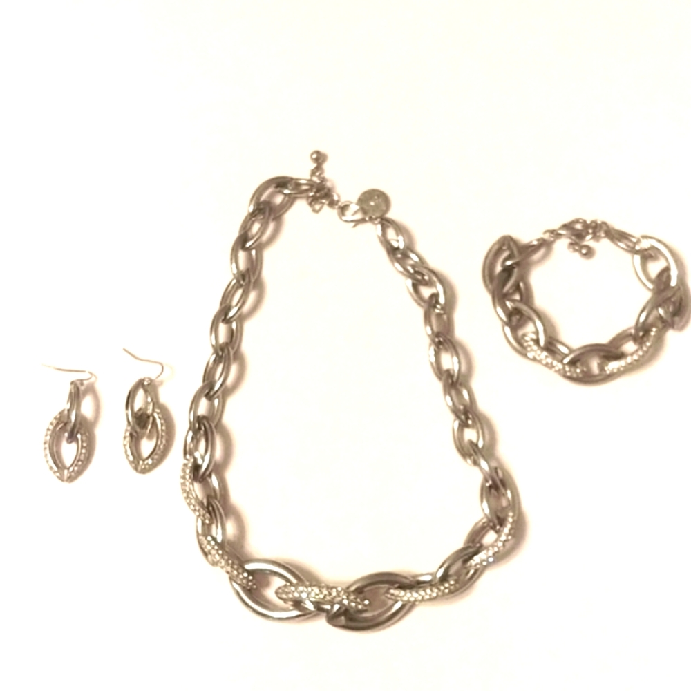 White House Black Market Silver Necklace with Intricate Design